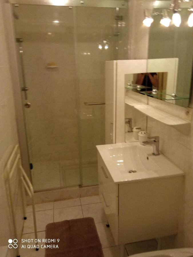 דירות Mèze Grand Studio A 2Mn A Pied Des Plages מראה חיצוני תמונה